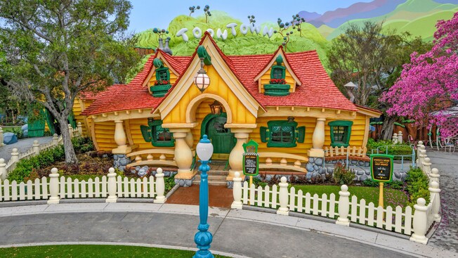 The outside of Mickey’s House in Mickey’s Toontown at Disneyland Park