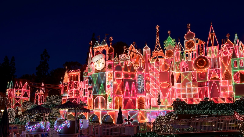 ‘it’s a small world’ Holiday at Disneyland Park