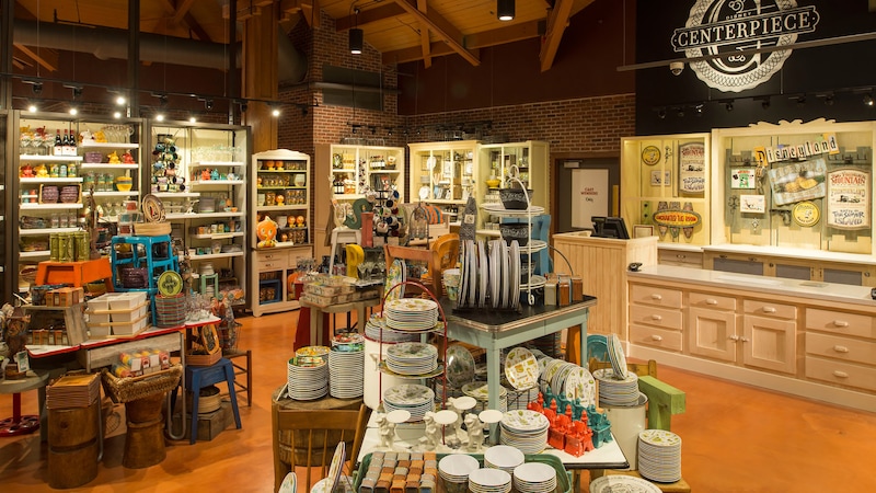 Lefty's, The Left Hand Store opens at Downtown Disney - Attractions Magazine