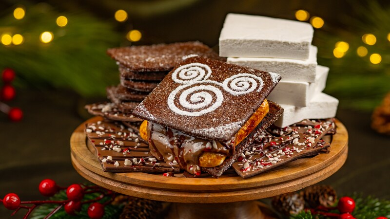 A pedestal tray with Chocolate Peppermint Smores from The Ganachery