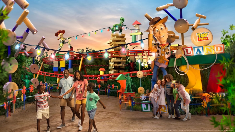 Familien im Toy Story Land in Disney‘s Hollywood Studios