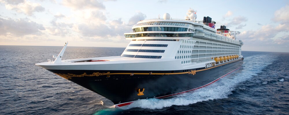 The Disney Dream ocean liner sailing the open seas
