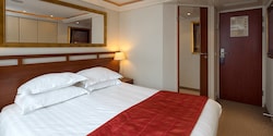 A Category C room, featuring a double bed.
